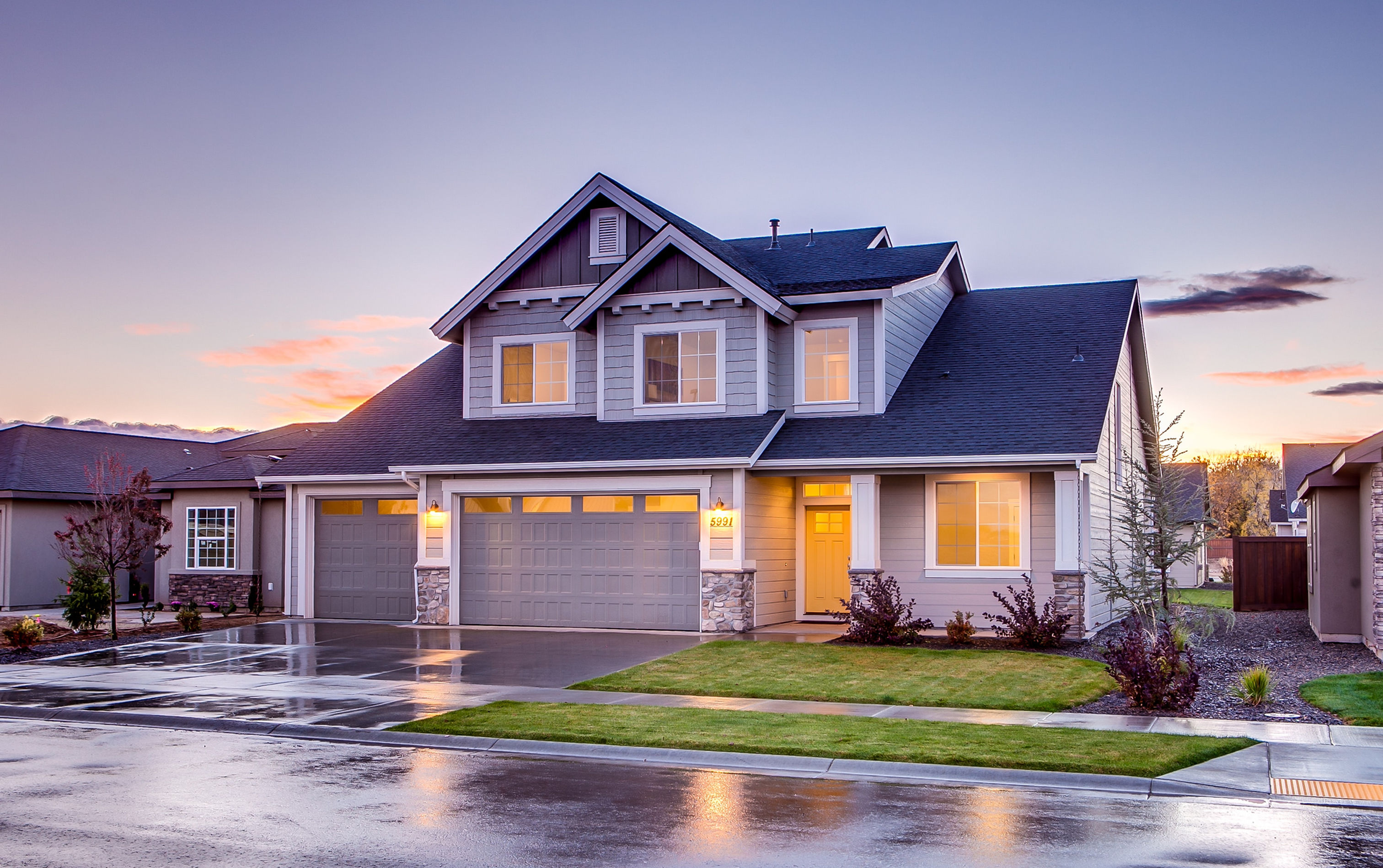 Modern residential house with quality asphalt shingle roof in Calgary